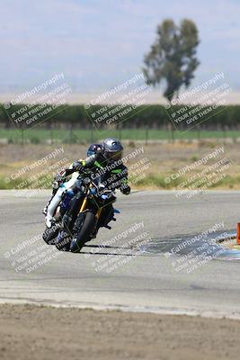 media/May-25-2025-Lets Ride (Sun) [[0ff033e448]]/C Group/1140am (Grapevine)/